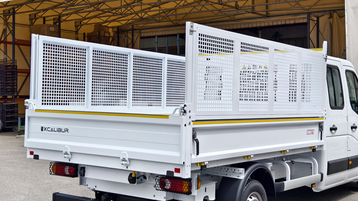 Rehausses latérales arrières acier perforé